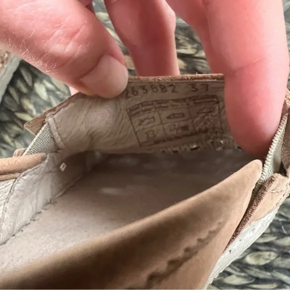 Josef Seibel Tan Perforated Slip-On Loafers size 37 (6.5 to 7 us) - Picture 7 of 10